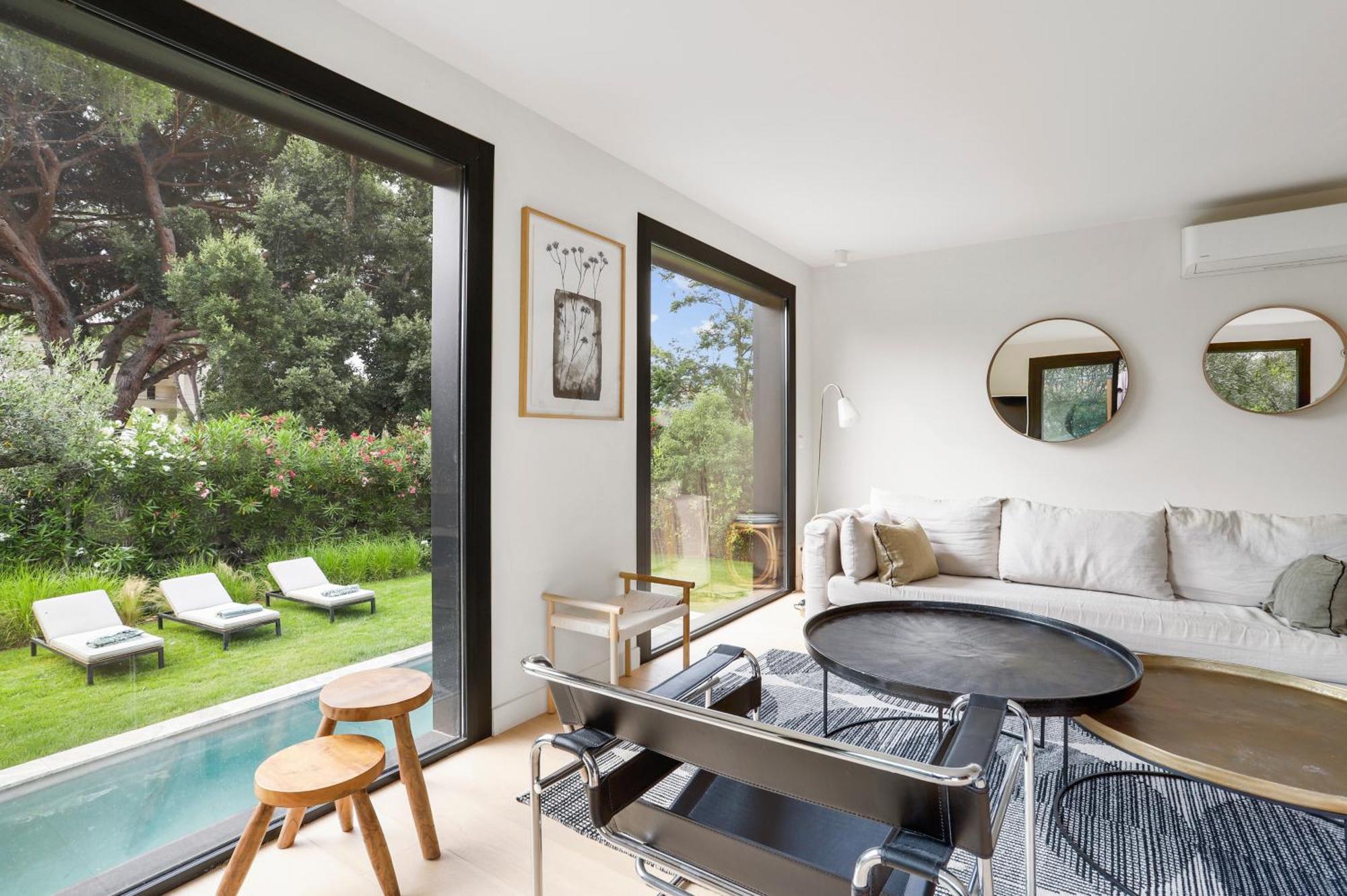 Villa La Temana, rénovée, piscine privée chauffée, grand jardin, plages et commerces à pied, à Cavalaire, près de Saint-Tropez Exterior foto
