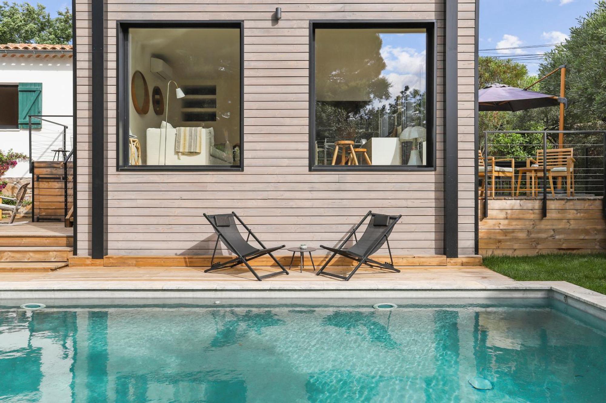 Villa La Temana, rénovée, piscine privée chauffée, grand jardin, plages et commerces à pied, à Cavalaire, près de Saint-Tropez Exterior foto